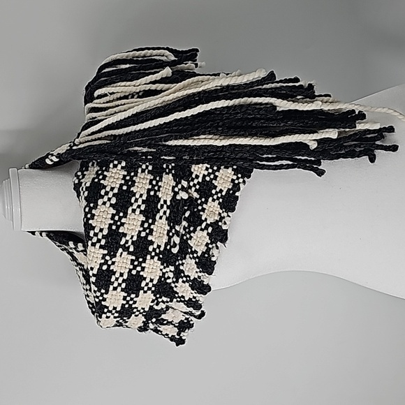 Black & Cream Fringed Houndstooth Hand Knit Long Neck Scarf - Picture 9 of 9